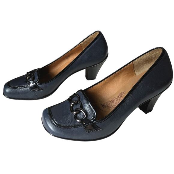 Sofft Rona Leather Comfort Heels in Navy Blue with Black Chain Detail Size 7.5 - Picture 2 of 7